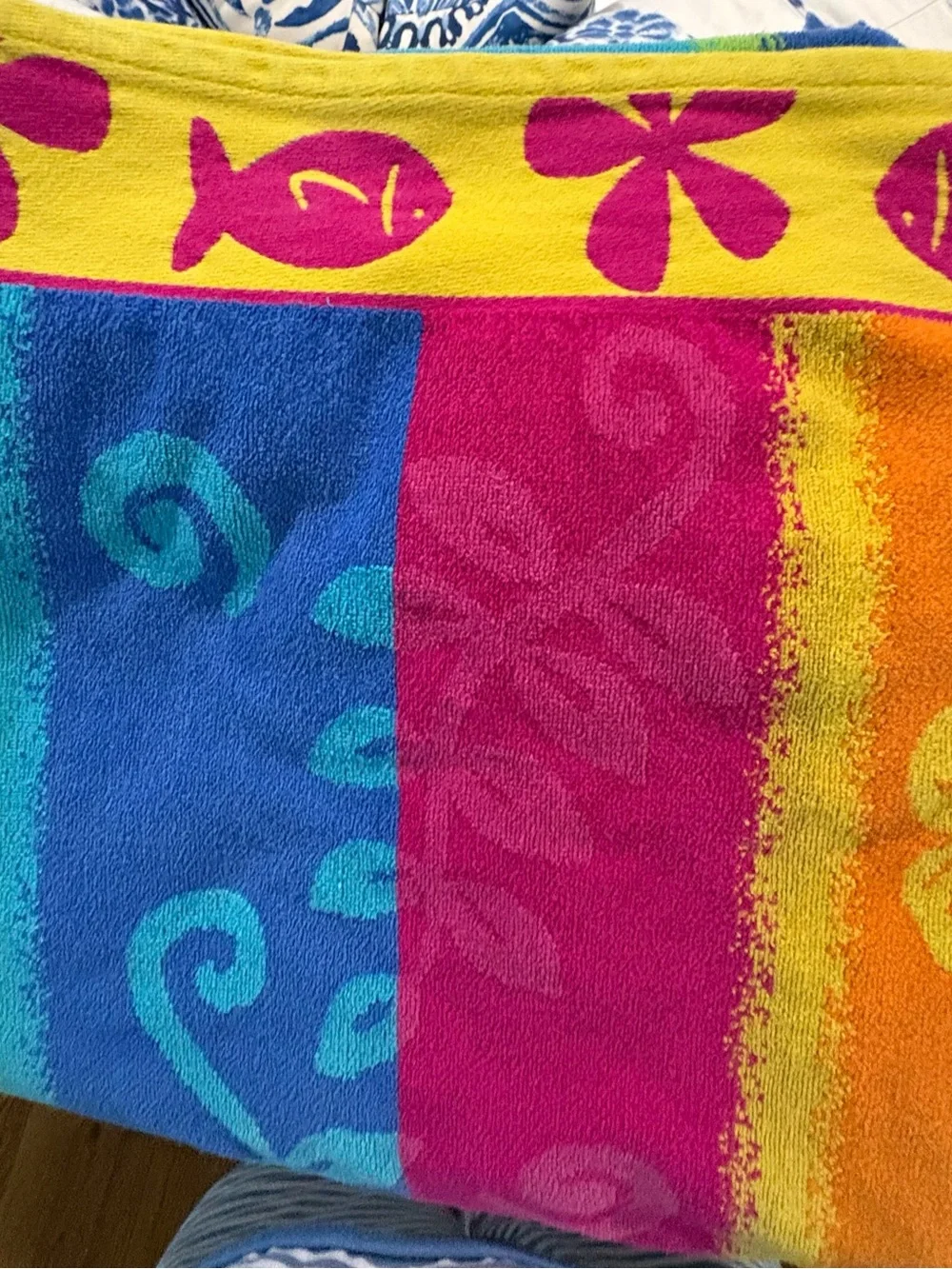 Vintage 100% Egyptian cotton Vibrant Multicolor Beach Towel with Sea Motifs